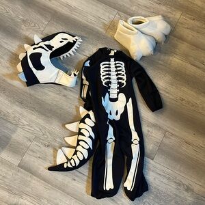 3T Dinosaur Skeleton glow in the dark Pottery Barn Costume